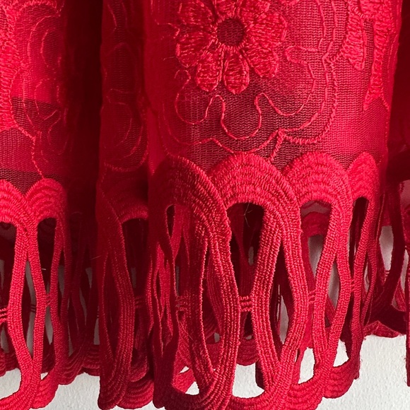 Chi Chi London Vibrant Red Lace Dress - Picture 3 of 4